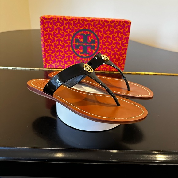 NWT Authentic Rare Luxury Minimalist Tory Burch Black Patent Cameron Thong - Picture 13 of 17